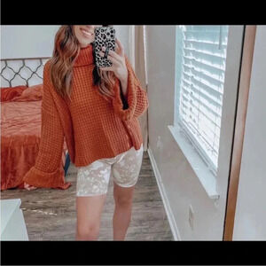 Goodnight macaroon oversized semi crop sweater size large